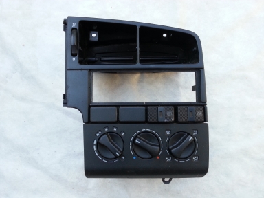 Блок управления отопителем в сборе с рамкой VW Passat B3