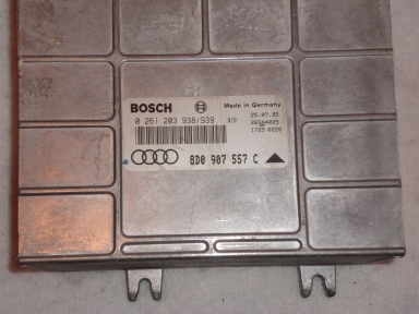 Блок управления двигателя Audi A-4 (95-97) ADR --8D-T-400 000