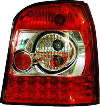 Комплект задней оптики Ауди А4 Б5 Avant. Красная. Хром. LED (светодиодная). 