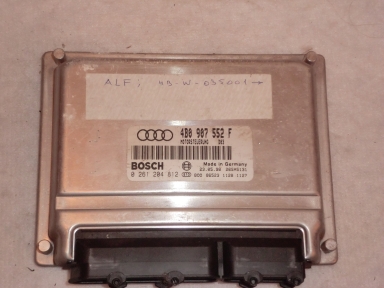 Блок управления двигателя Audi A-4 A-6 2.4 ALF  4B-W-035001-- 