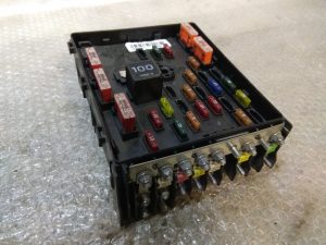 Блок предохранителей VW Passat B6, 3C0937125