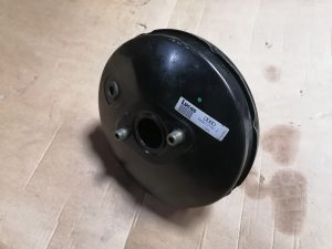 Вакуум тормозной одноконтурный Audi A4 B5, VW Passat B5, 8D0612105A